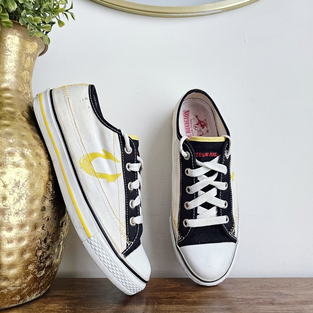 True Religion Rare Low Top Y2K Vintage Black Yellow White Sneakers Men's Size 8